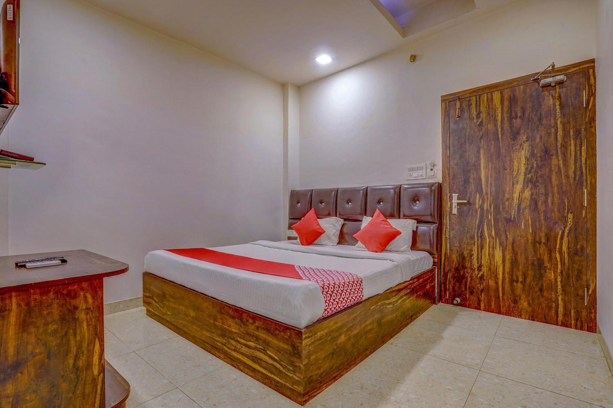 Super Hotel O Traveller Inn 러크나우 외부 사진
