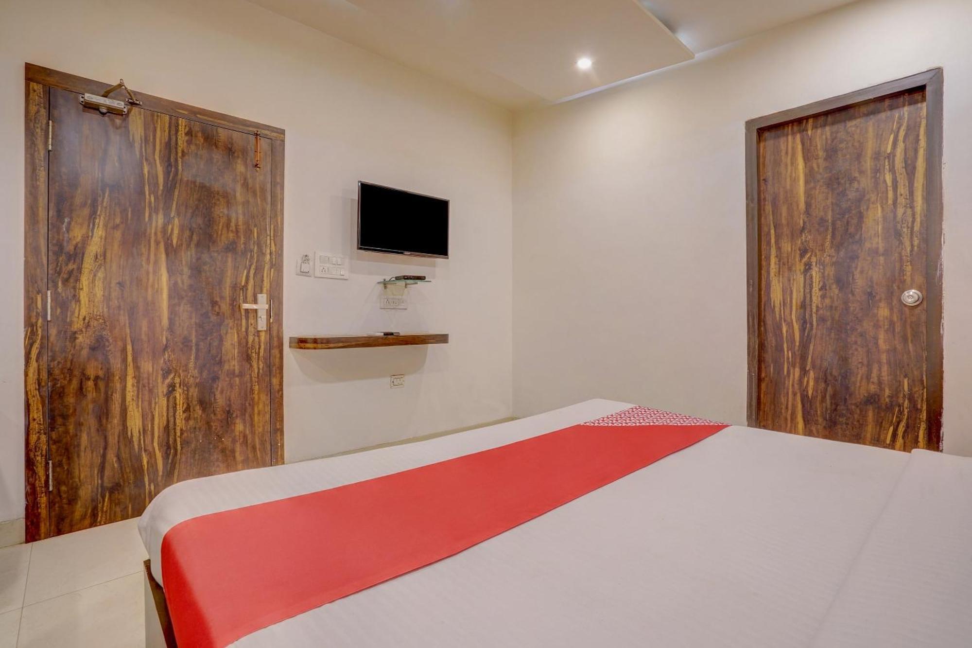 Super Hotel O Traveller Inn 러크나우 외부 사진
