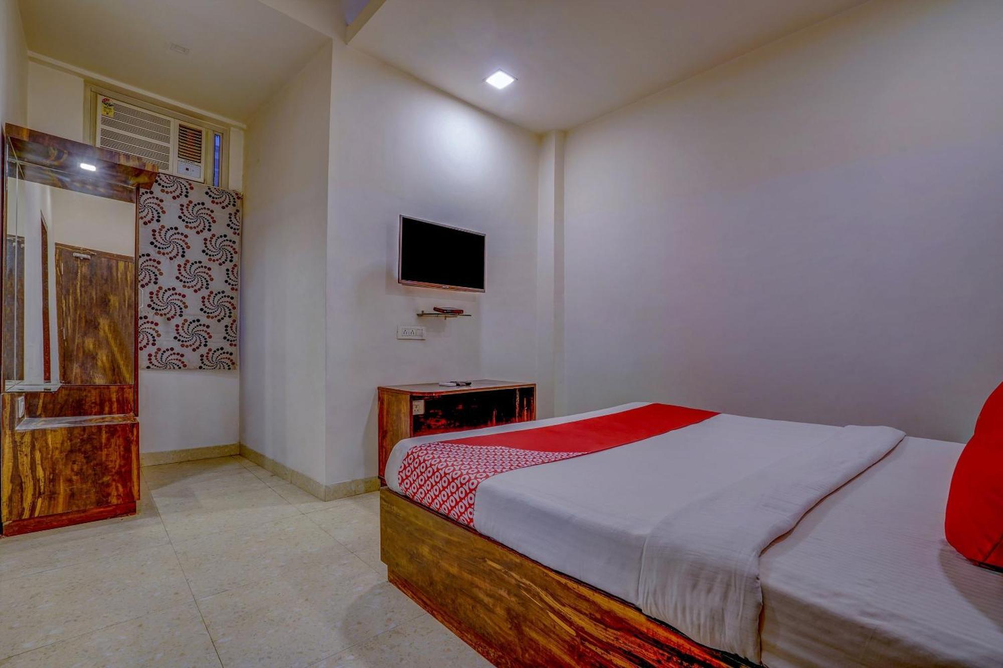 Super Hotel O Traveller Inn 러크나우 외부 사진